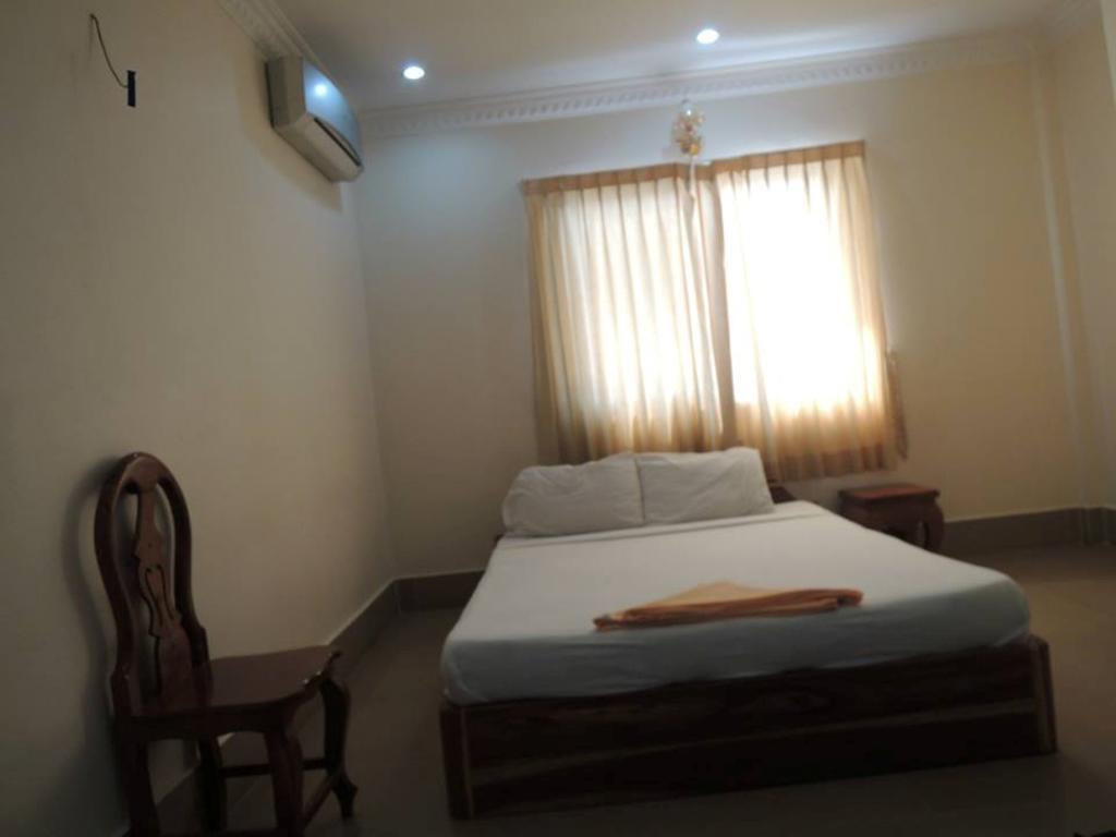 เซี่ยงไฮ้ เกสท์เฮาส์ Hotel พระตะบอง ห้อง รูปภาพ
