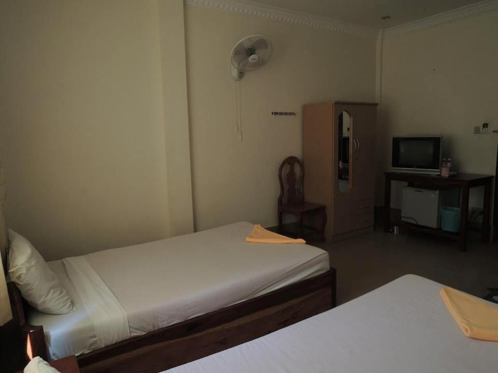 เซี่ยงไฮ้ เกสท์เฮาส์ Hotel พระตะบอง ห้อง รูปภาพ
